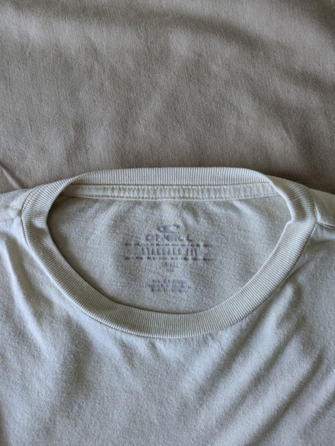 O'Neill Standard Fit Tee (Cream, Retro Triangle Graphic) macro